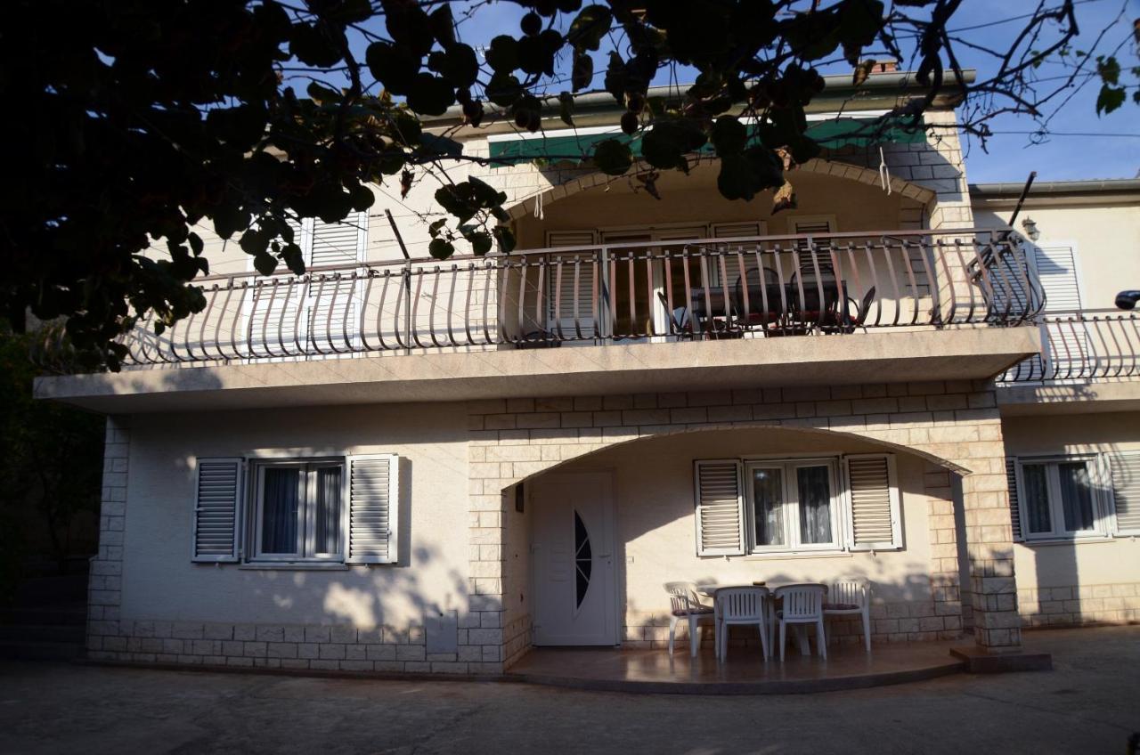 Dvosoban Apartman U Centru Grada Biograd Na Moru Extérieur photo