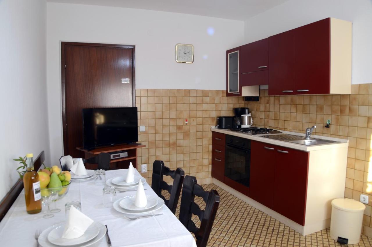 Dvosoban Apartman U Centru Grada Biograd Na Moru Extérieur photo