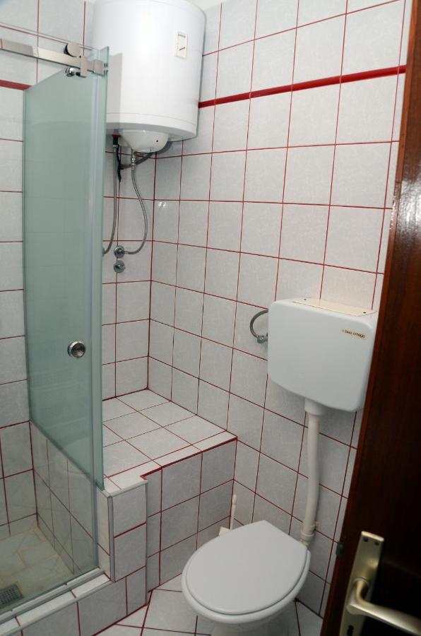Dvosoban Apartman U Centru Grada Biograd Na Moru Extérieur photo