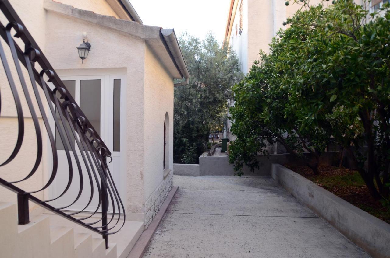 Dvosoban Apartman U Centru Grada Biograd Na Moru Extérieur photo