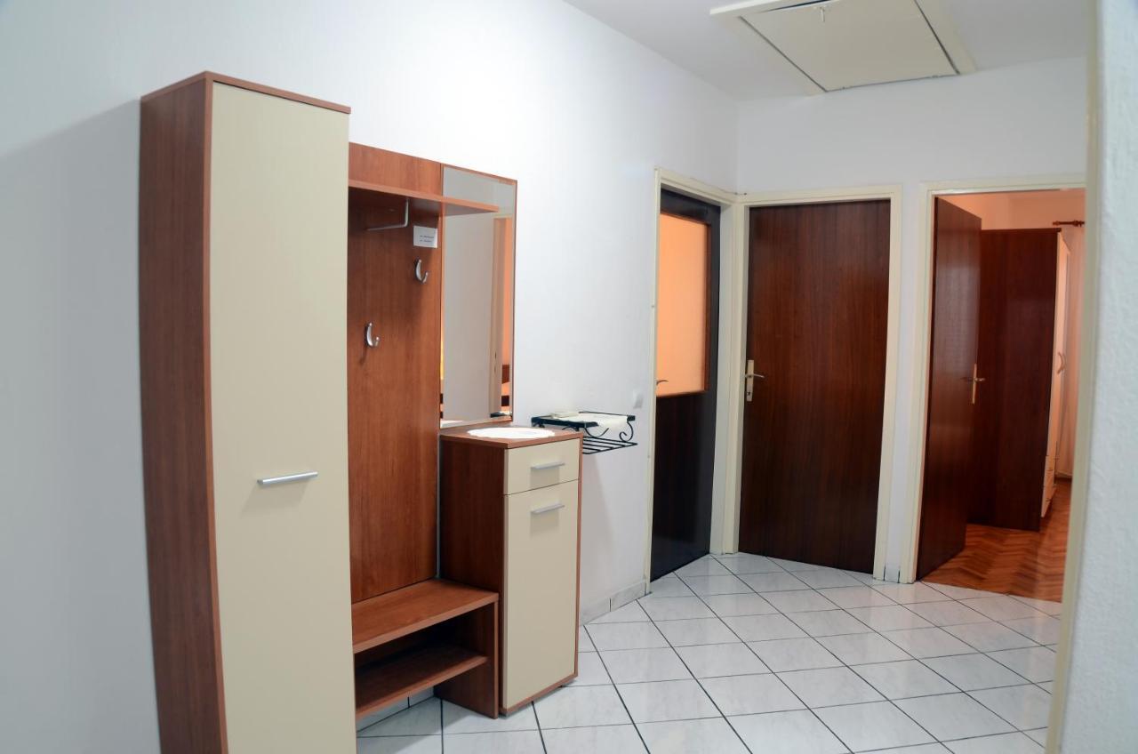 Dvosoban Apartman U Centru Grada Biograd Na Moru Extérieur photo